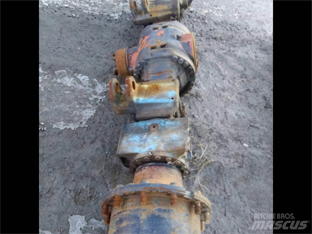 Valmet 890 Sanzuman