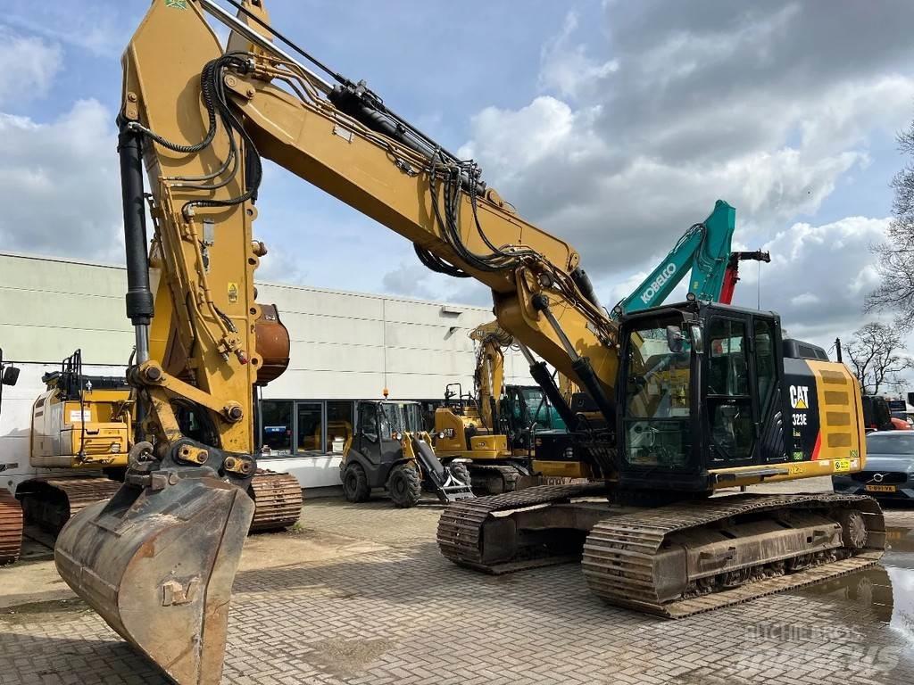 CAT 323E Paletli ekskavatörler