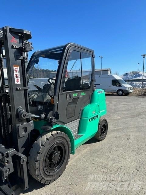 Mitsubishi FD40N Dizel forkliftler
