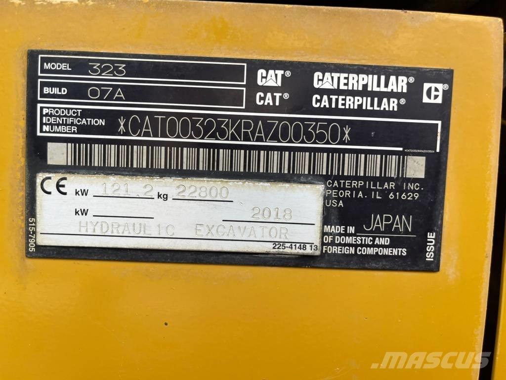 CAT 323 07A Paletli ekskavatörler
