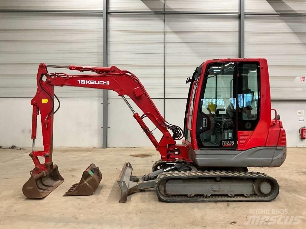 Takeuchi TB 235 Mini ekskavatörler, 7 tona dek
