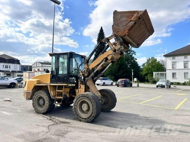 CAT IT 14 G 2 Tekerlekli yükleyiciler