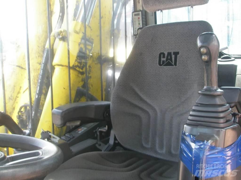 CAT M318F Lastik tekerli ekskavatörler