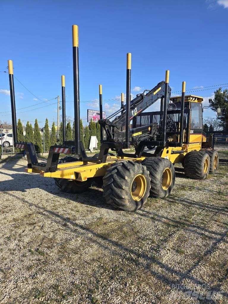 CAT 554 Tomruk yükleyici traktörler