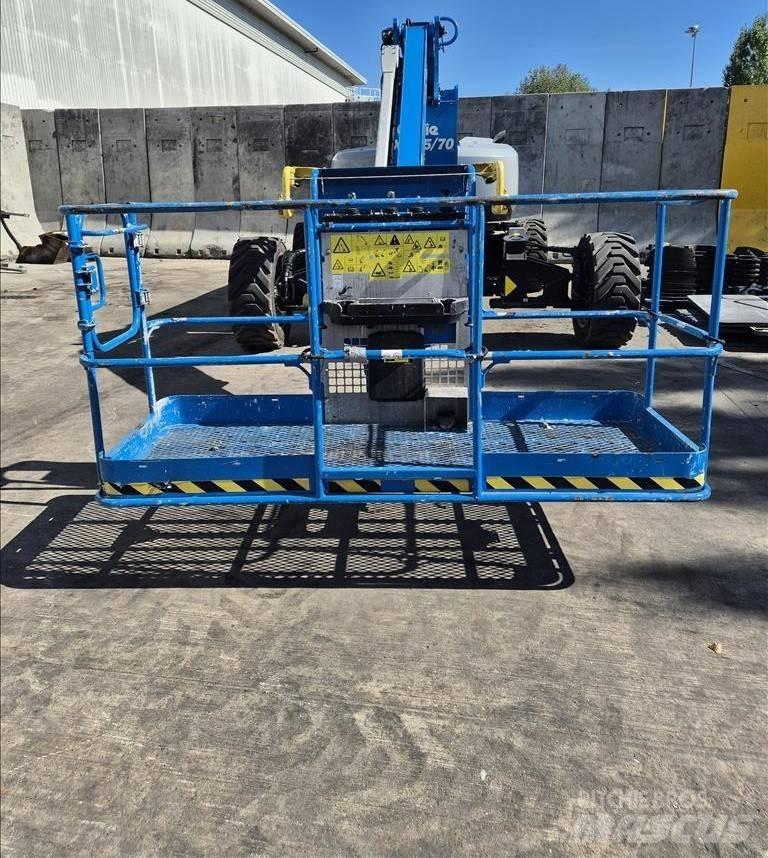 Genie ZX 135/70 Körüklü personel platformları