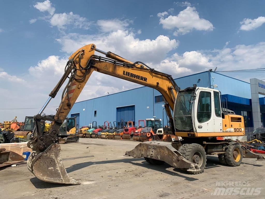 Liebherr A 900 C Lastik tekerli ekskavatörler