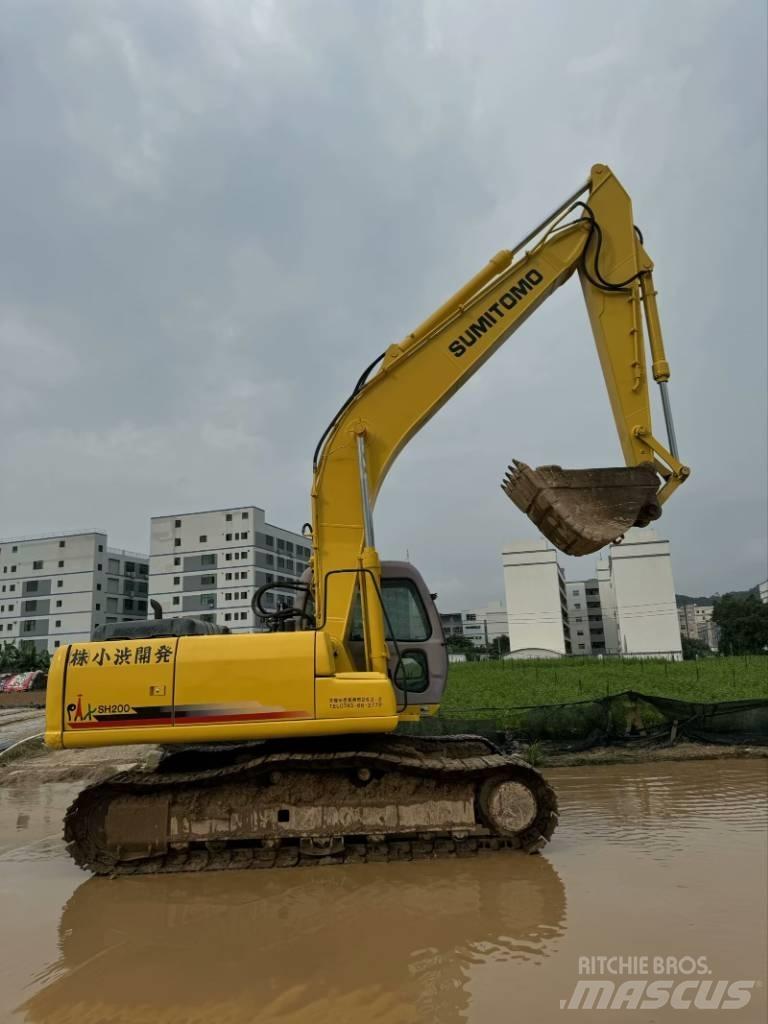 Sumitomo SH200-3 Paletli ekskavatörler