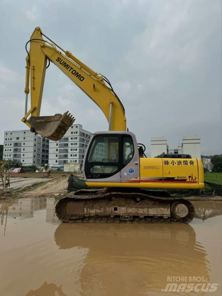 Sumitomo SH200-3 Paletli ekskavatörler