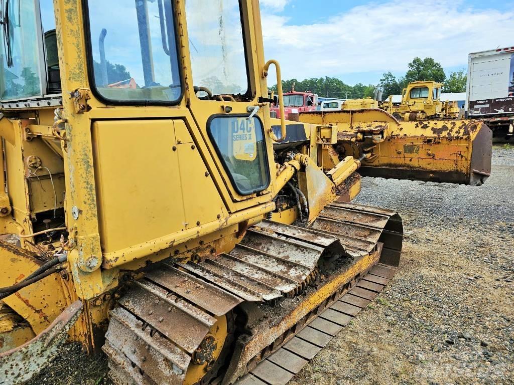 CAT D 4 C Paletli dozerler