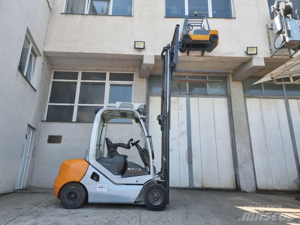 Still RX70-30 Dizel forkliftler