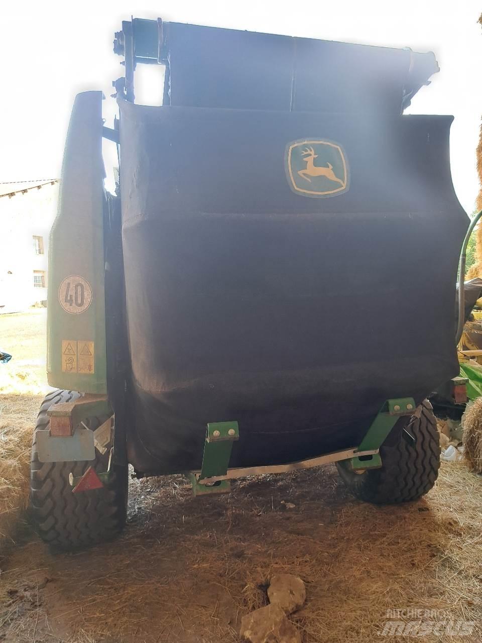 John Deere 990 Rulo balya makinalari
