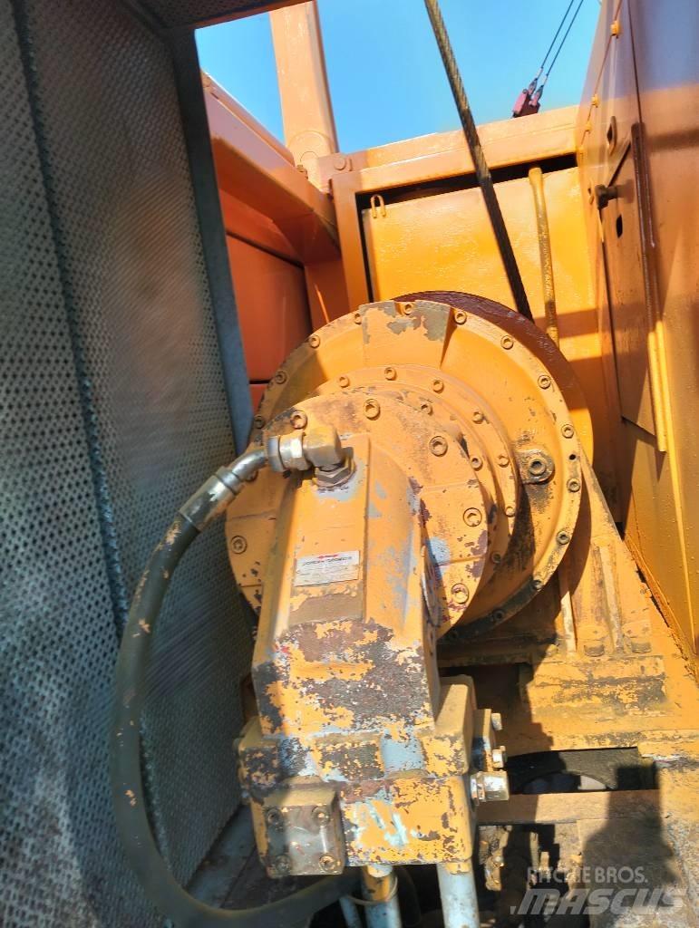 Kobelco 7150 Paletli vinçler