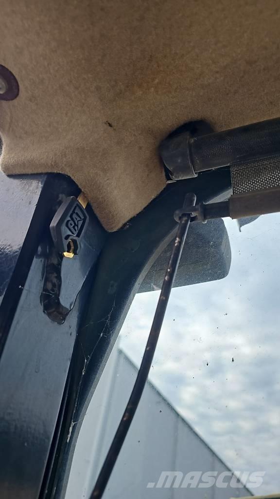 CAT 963 C Paletli yükleyiciler
