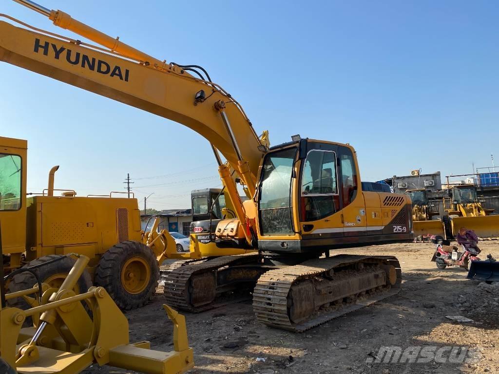 Hyundai R 215-9 Paletli ekskavatörler