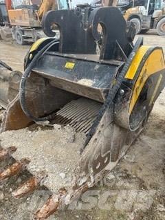 Godet MB BF 120.4 Kırıcı kepçeler