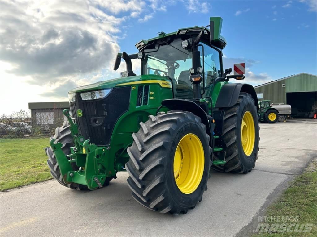 John Deere 7R330 Traktörler