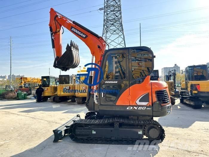 Doosan DX 60 Mini ekskavatörler, 7 tona dek