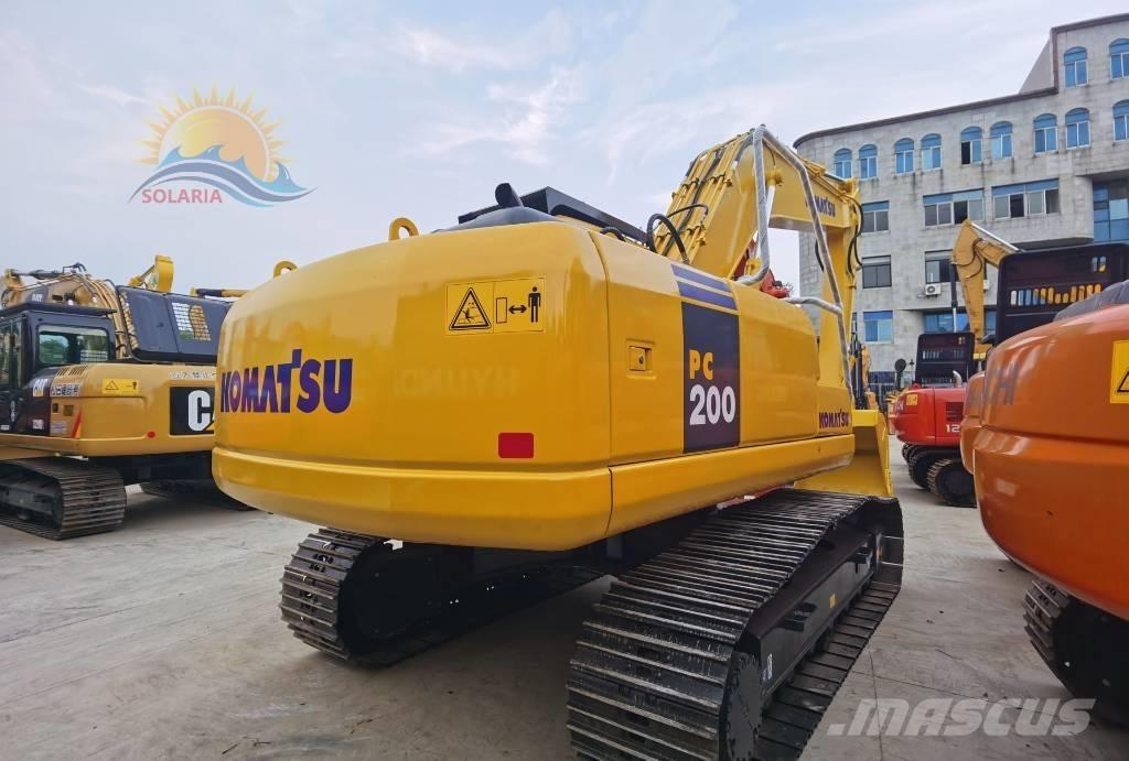 Komatsu PC 200-7 Paletli ekskavatörler