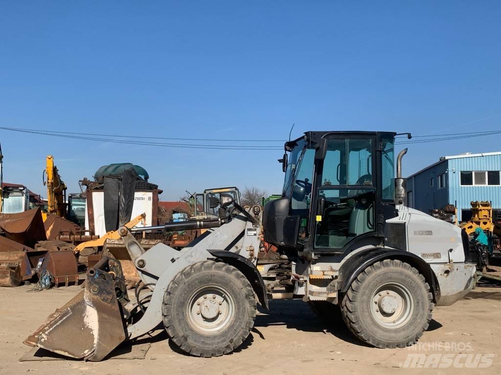 CAT 908H Tekerlekli yükleyiciler