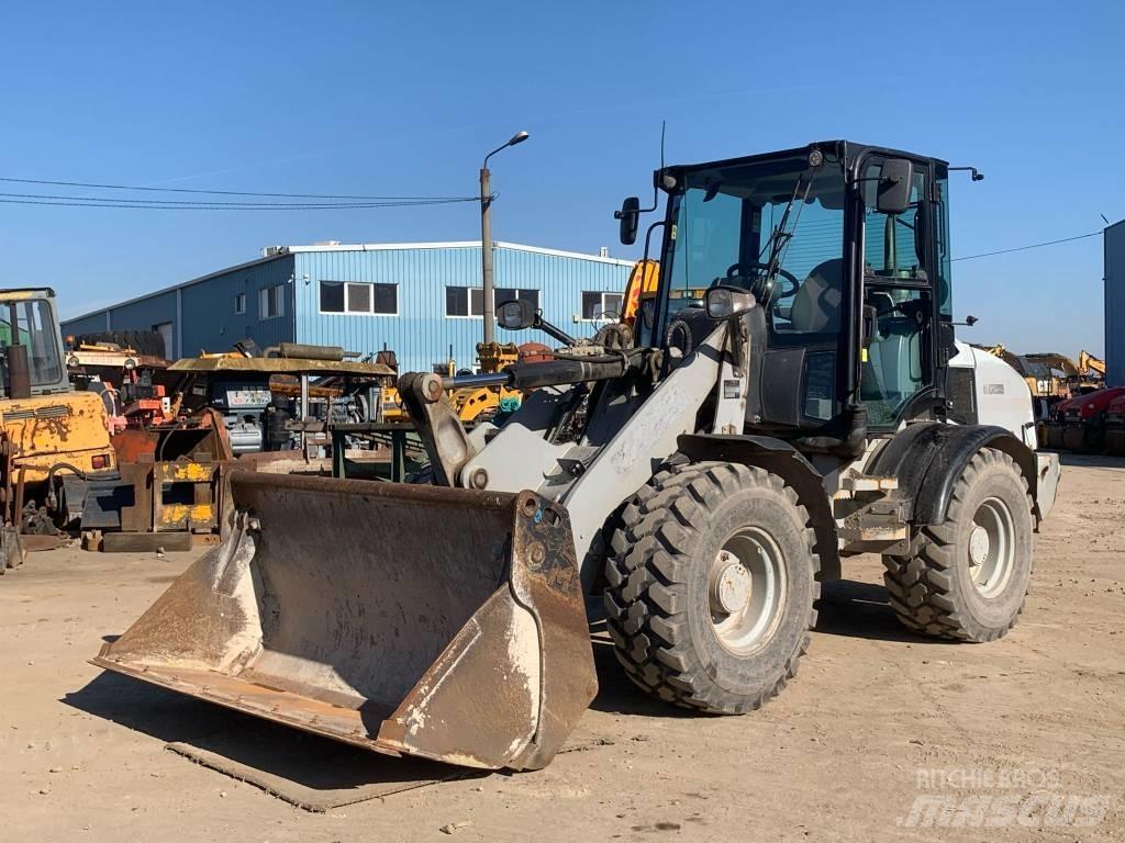 CAT 908H Tekerlekli yükleyiciler