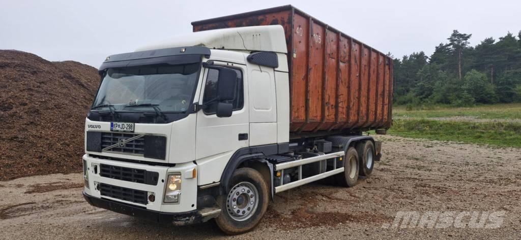 Volvo J4CFC Vinçli kamyonlar