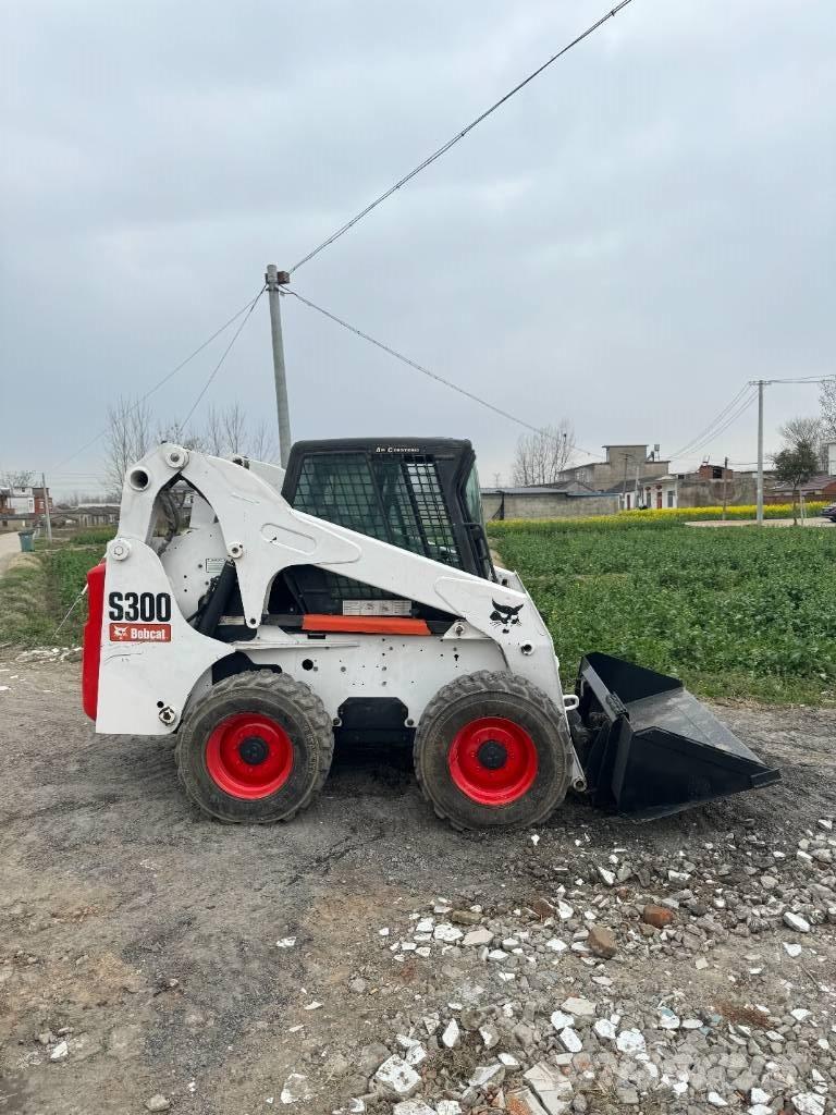 Bobcat S 300 Skid steer loderler