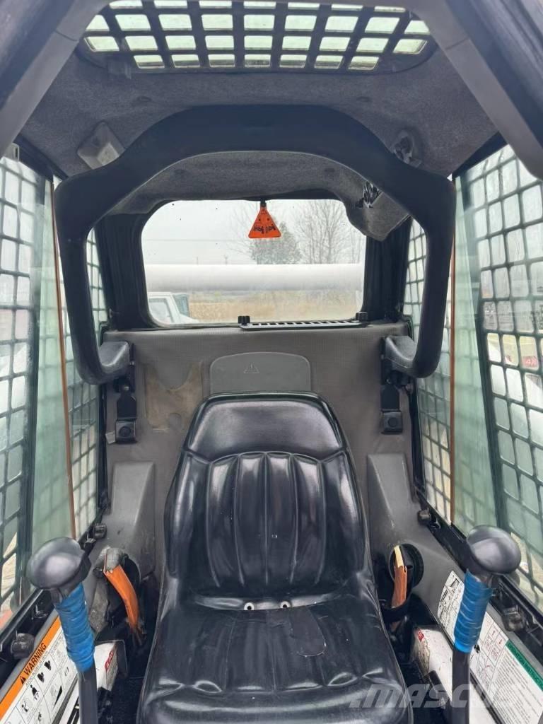 Bobcat S 300 Skid steer loderler