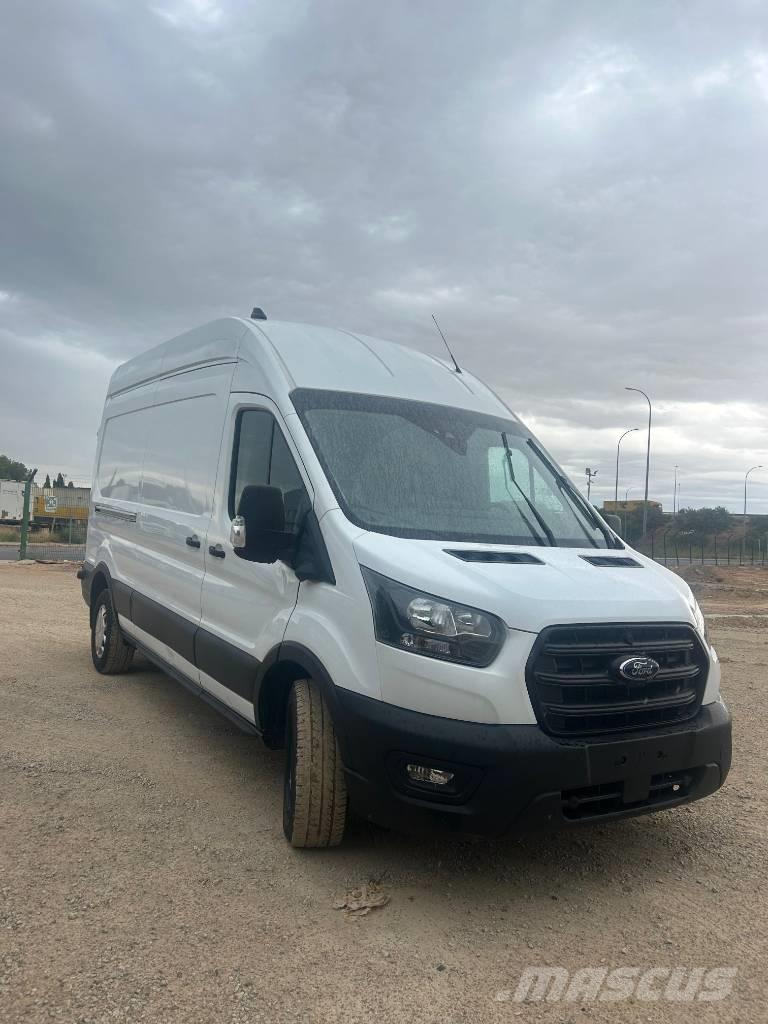 Ford Transit Panel vanlar
