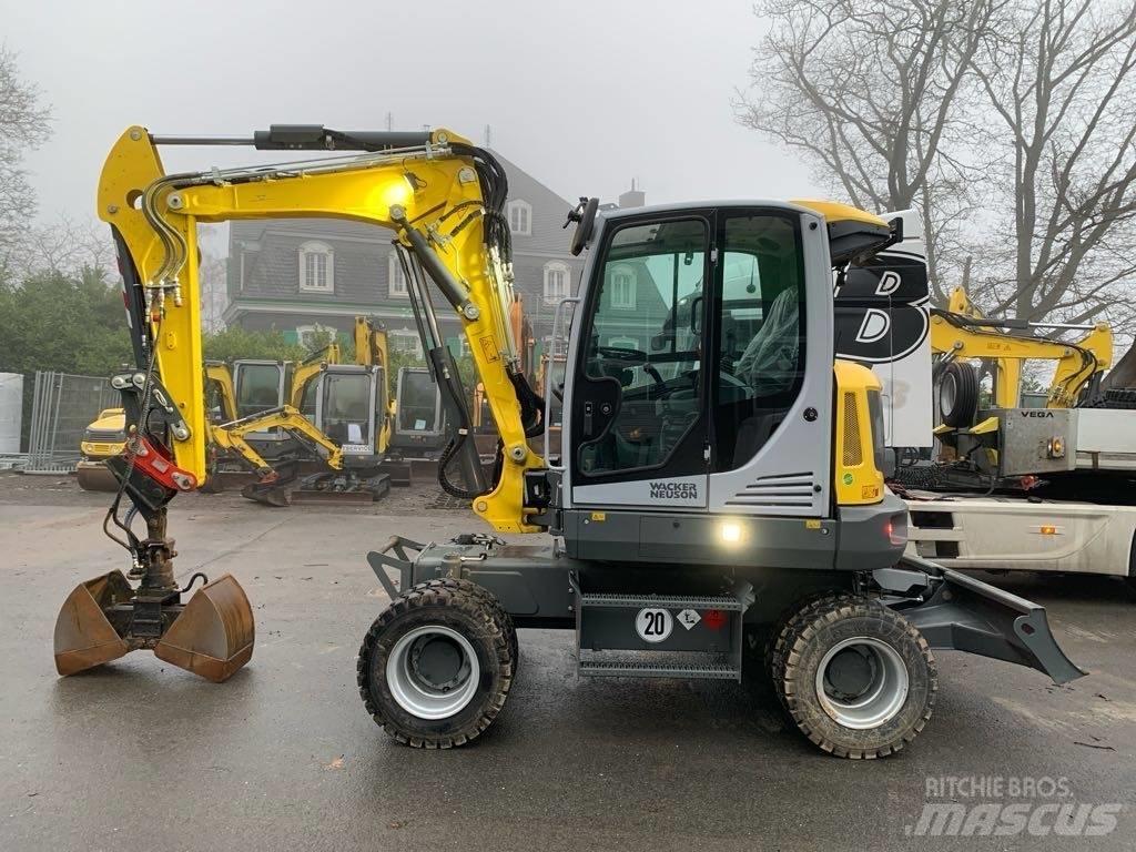 Wacker Neuson EW65 Lastik tekerli ekskavatörler