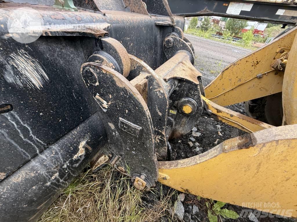 CAT 972 M Tekerlekli yükleyiciler