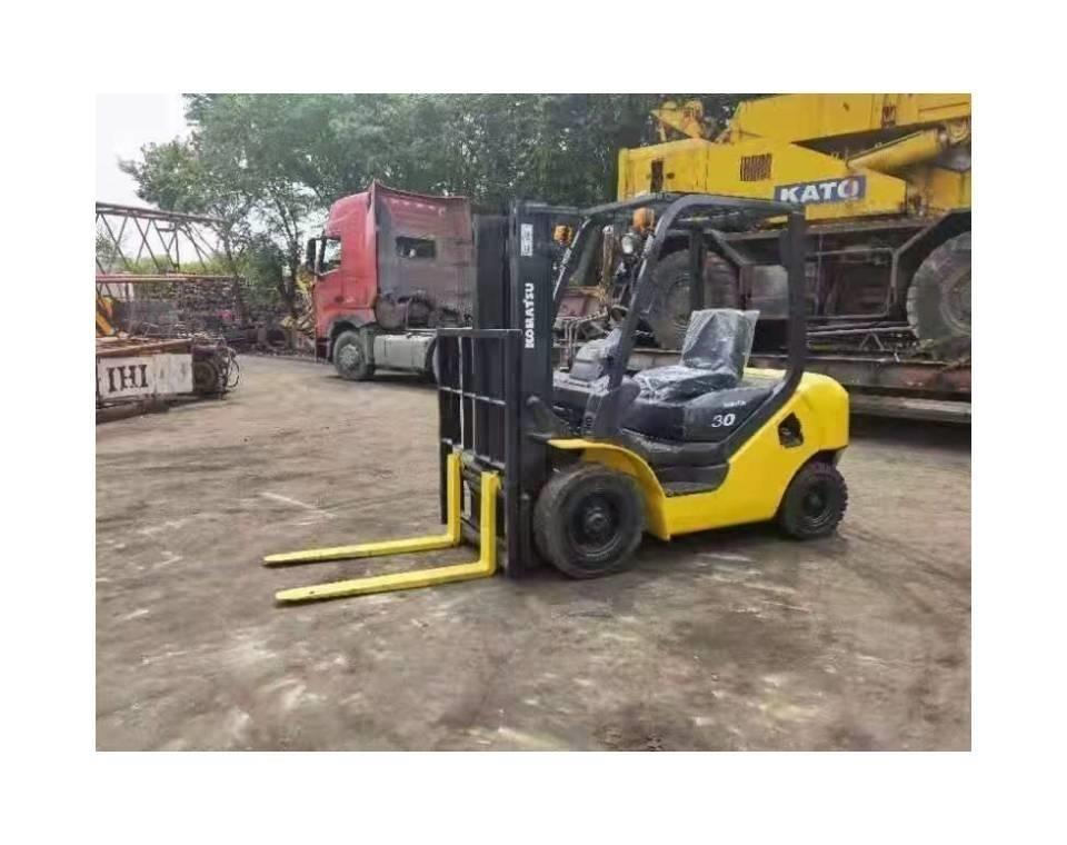 Komatsu 3Ton Dizel forkliftler