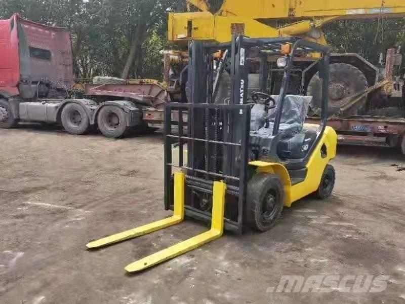 Komatsu 3Ton Dizel forkliftler
