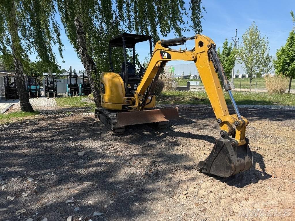 CAT 303 E CR Paletli ekskavatörler