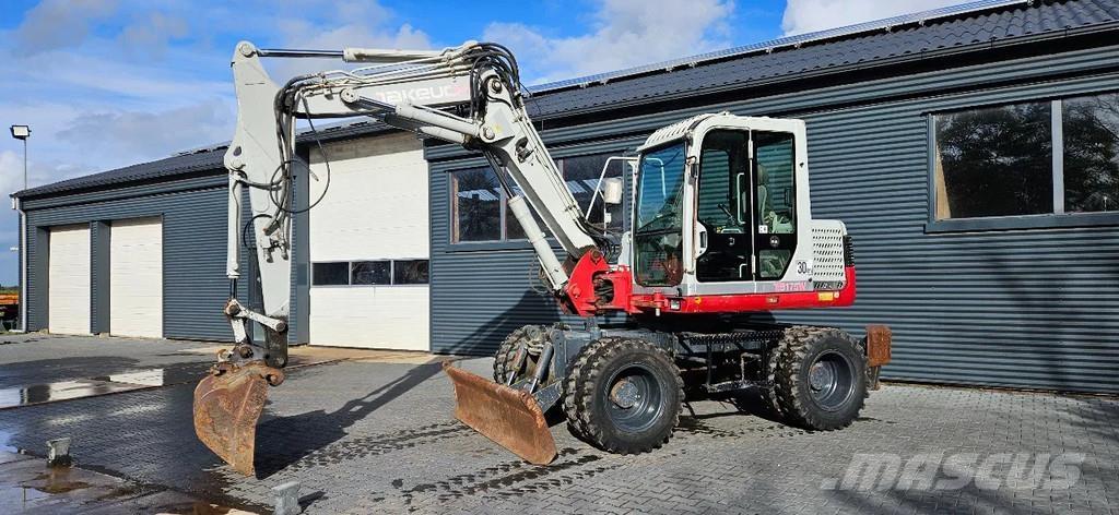 Takeuchi TB 175W Midi ekskavatörler 7 - 12 t