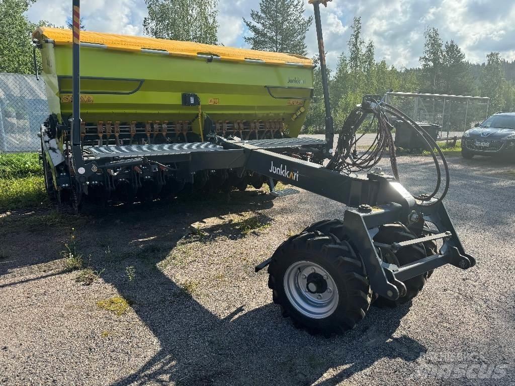 Junkkari D400 Plus Kombine hububat mibzerleri