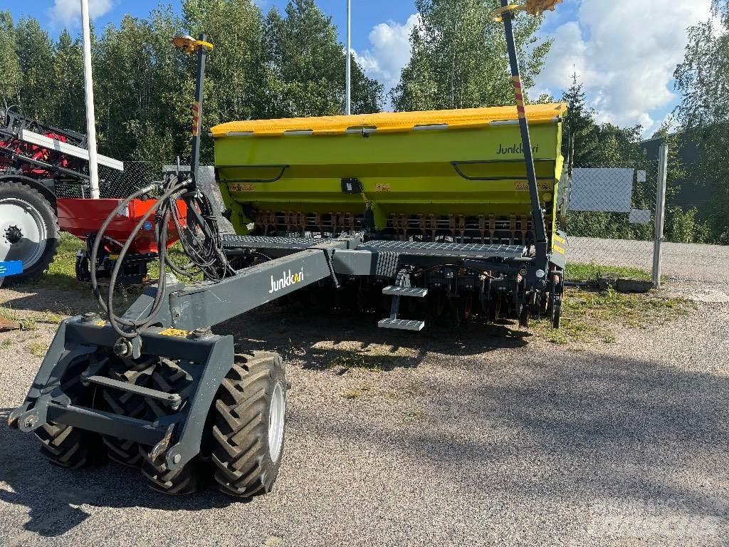 Junkkari D400 Plus Kombine hububat mibzerleri
