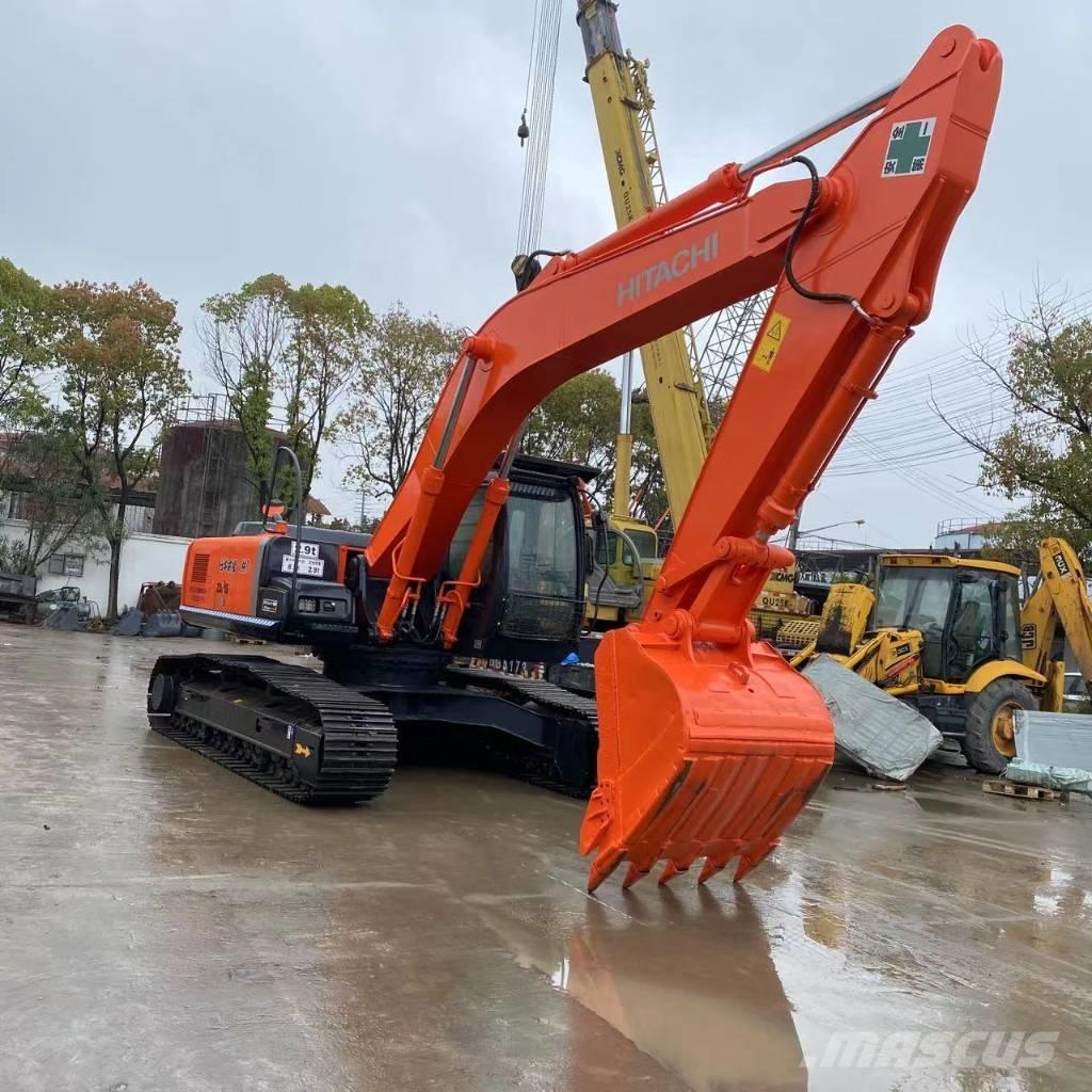 Hitachi ZX 240 LC-3 Paletli ekskavatörler