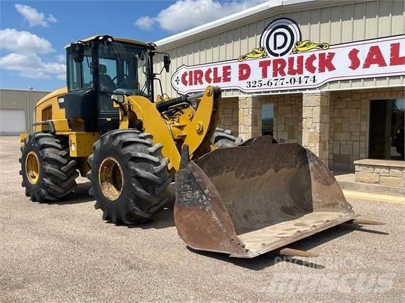 CAT 930M Tekerlekli yükleyiciler