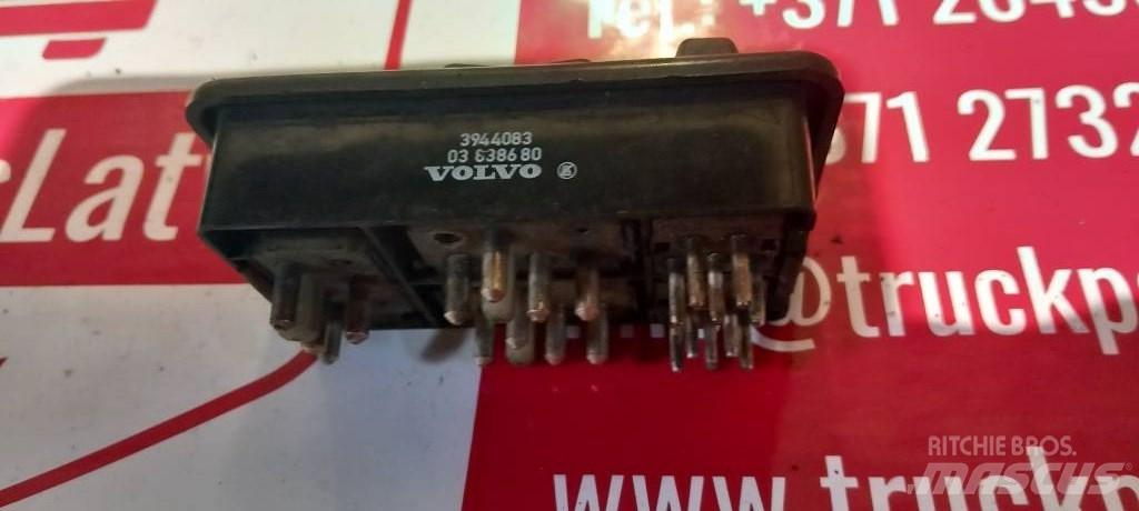 Volvo FH 12.  3944083 Kabinler