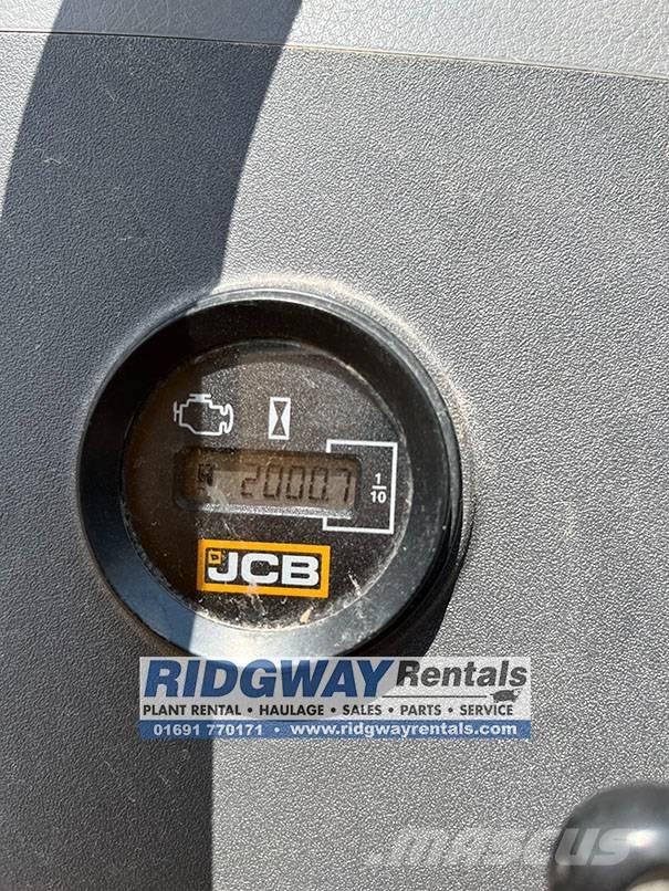 JCB 131 XLC Paletli ekskavatörler
