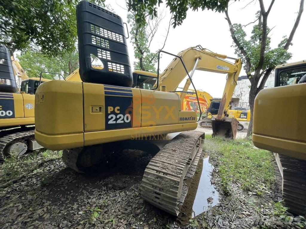 Komatsu PC 220-7 Paletli ekskavatörler