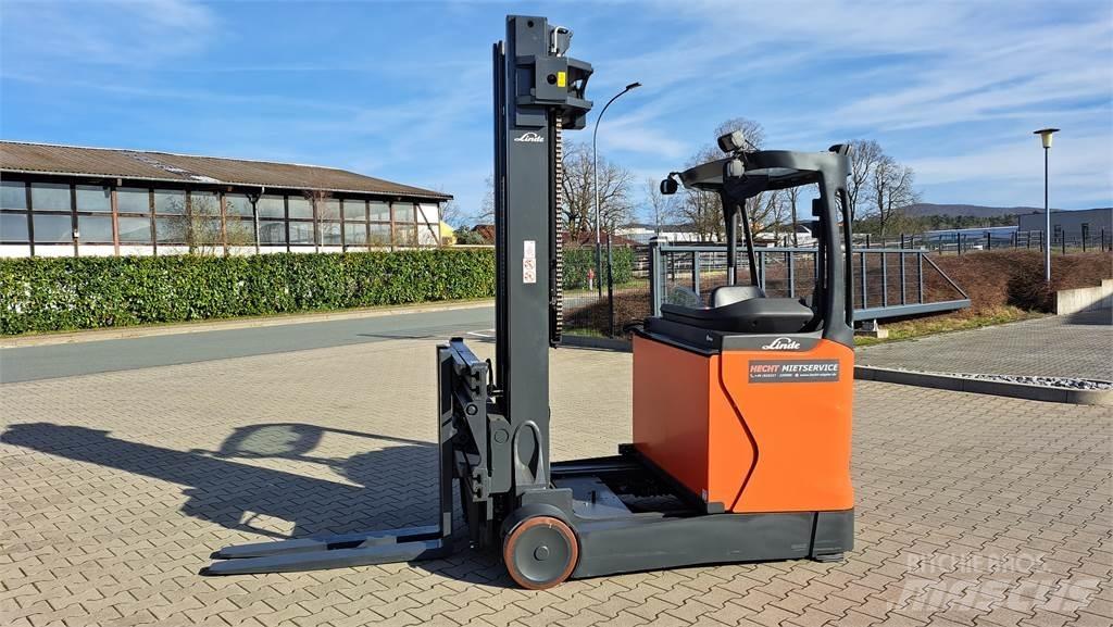 Linde R20 Reach truck - depo içi istif araçları