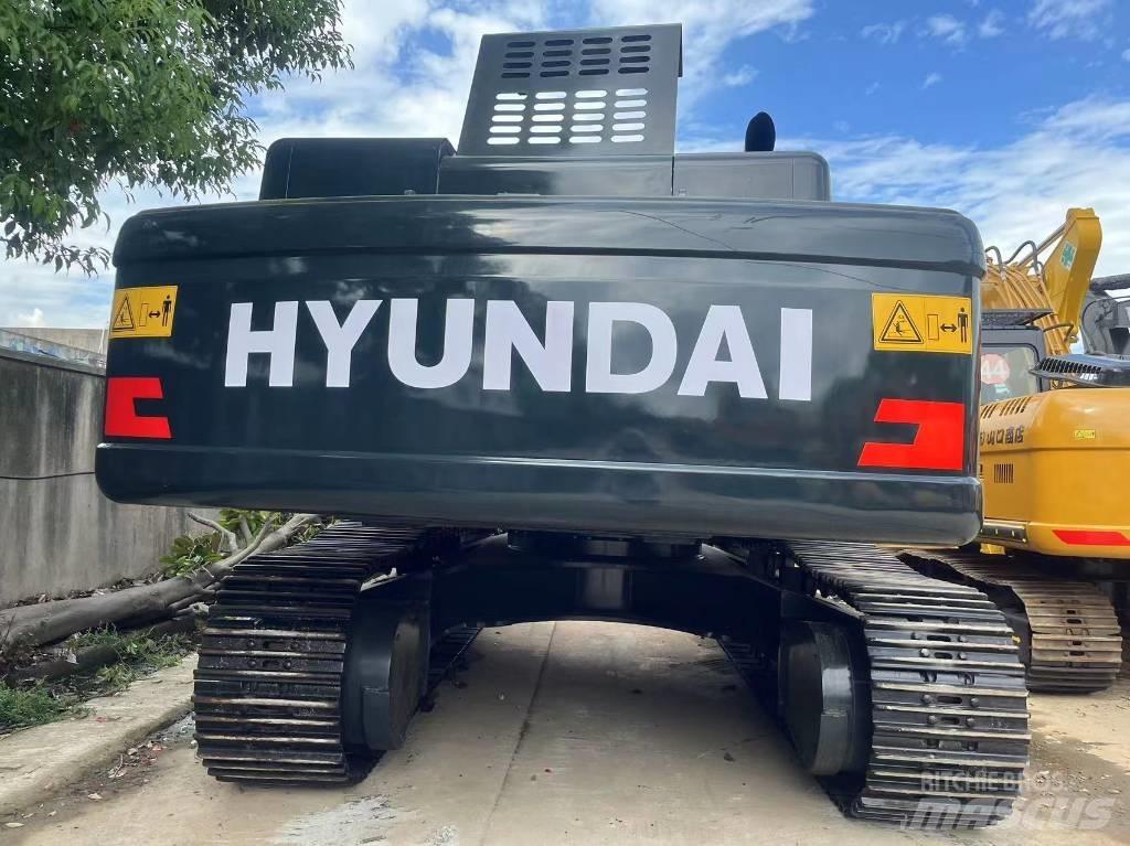 Hyundai R520L-9VS Paletli ekskavatörler