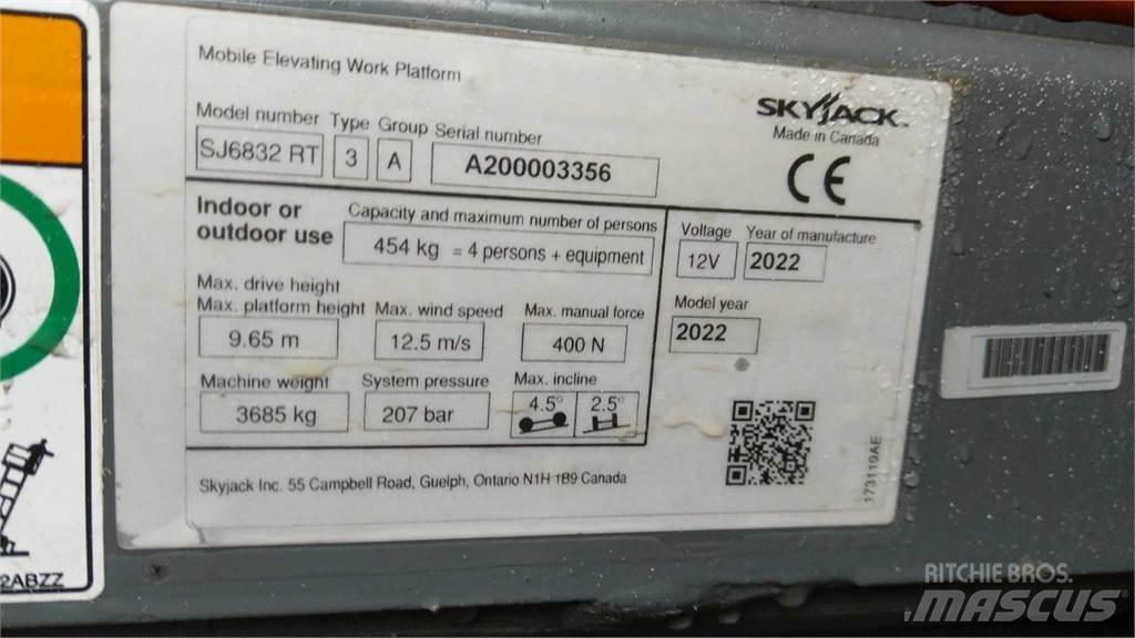 SkyJack 6832RT Makasli platformlar