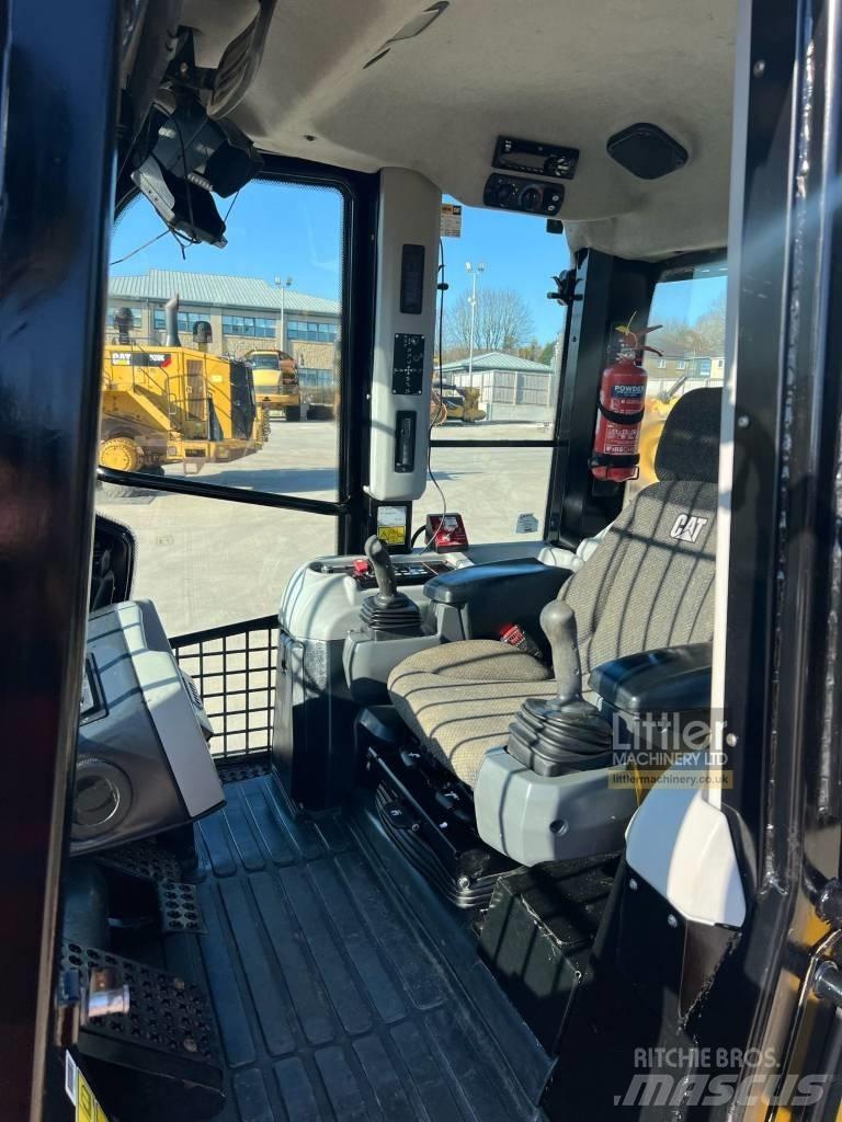 CAT 963K Paletli yükleyiciler