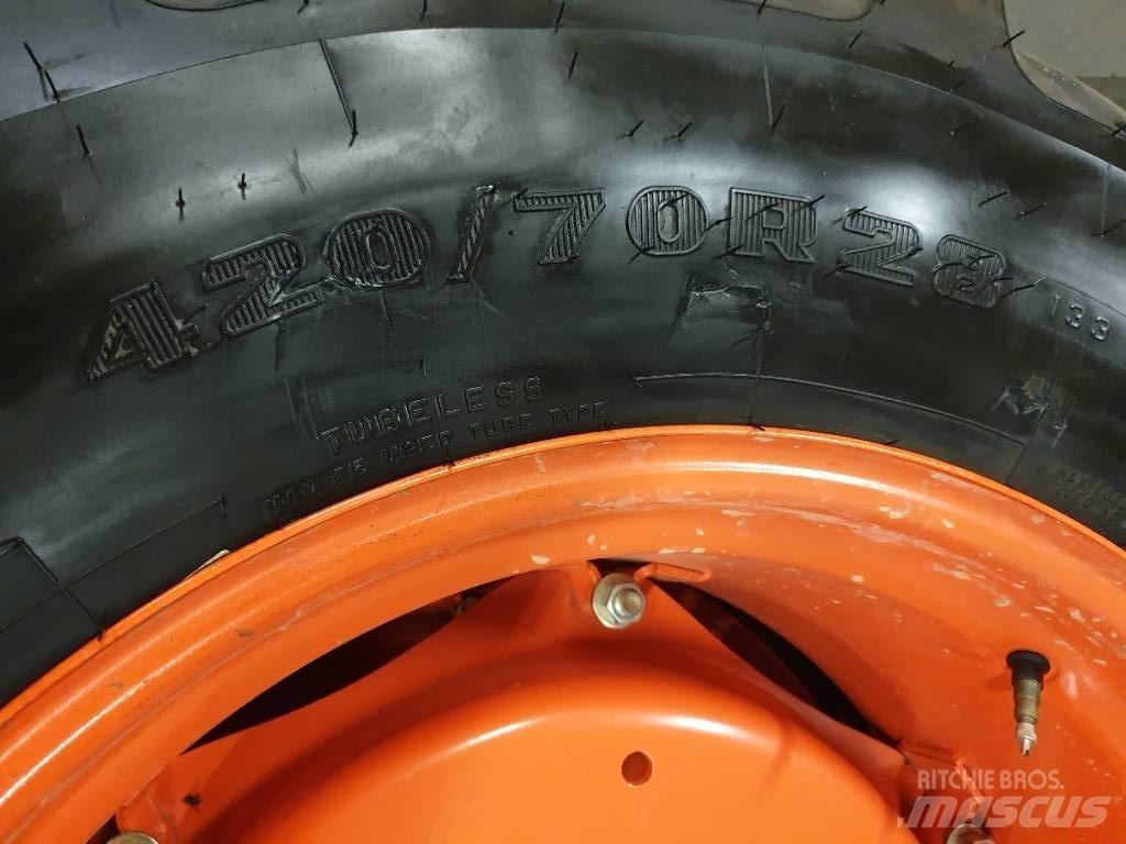 Kubota Hjul Diger traktör aksesuarlari