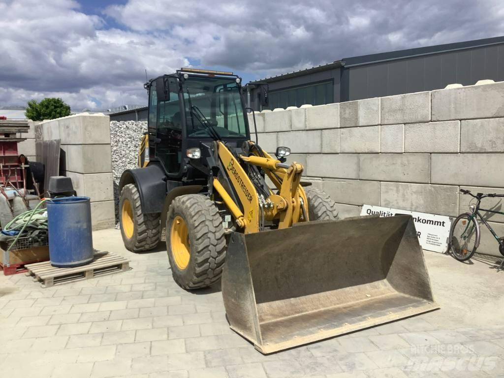 Komatsu WA100M-8 Tekerlekli yükleyiciler