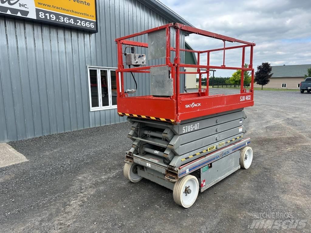 SkyJack SJ 4632 Makasli platformlar