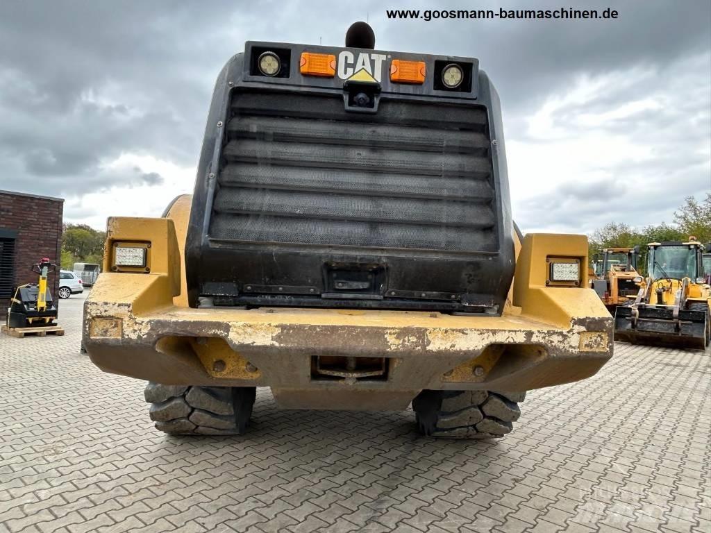 CAT 972 M Tekerlekli yükleyiciler
