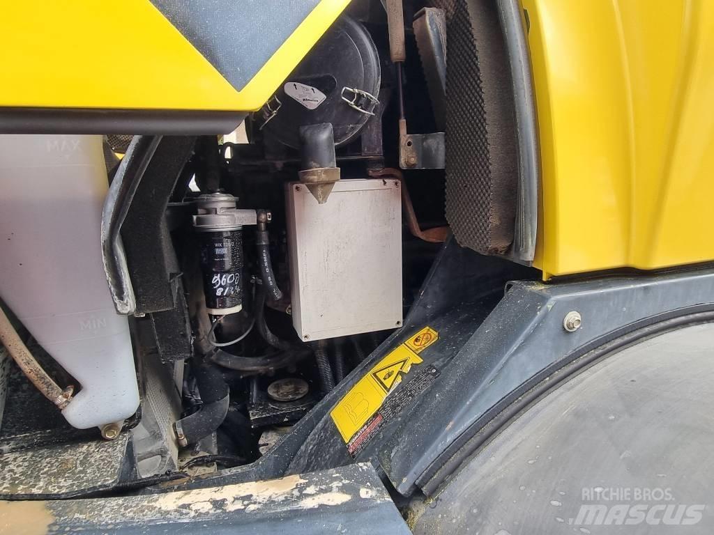 Komatsu WA 80-5 Tekerlekli yükleyiciler